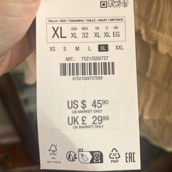 NWT Zara Women's Cream Ruffle Top - Picture 2 of 4